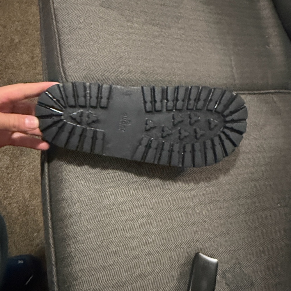 Gucci Black Slides with Red and Green Stripes - Picture 2 of 6